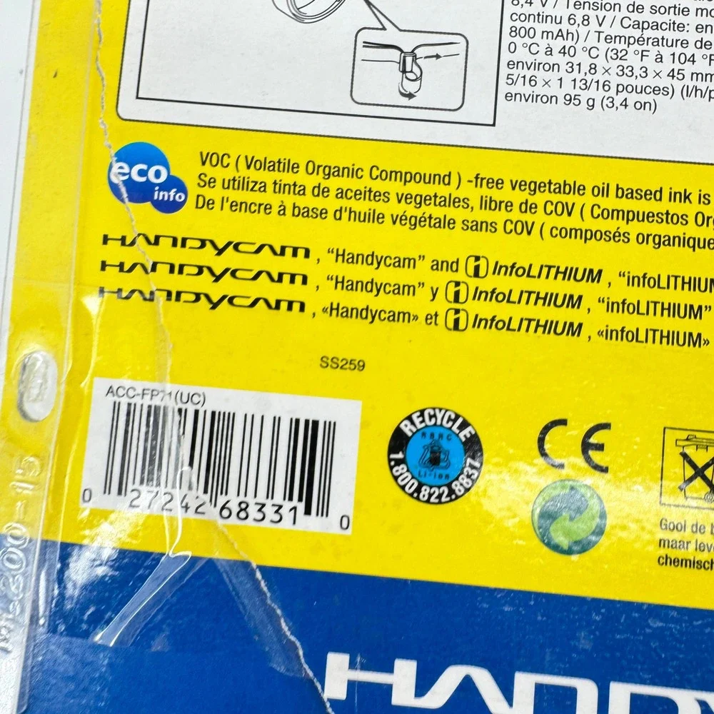 Sony ACC-FP71 Handycam Accessory Kit NP-FP71 Battery Case Strap New Damaged Box